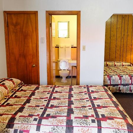 Stagecoach Motel كولورادو سبرينغس المظهر الخارجي الصورة