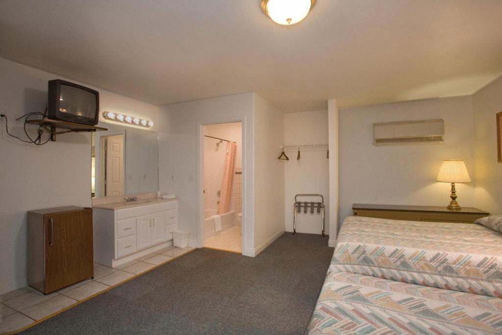 Stagecoach Motel كولورادو سبرينغس الغرفة الصورة