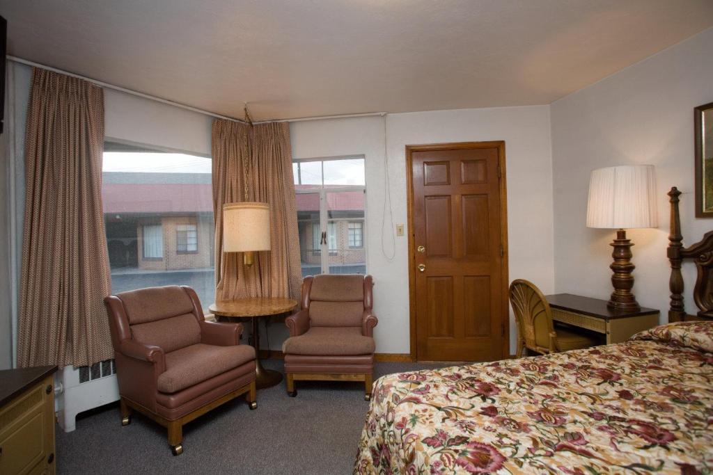 Stagecoach Motel كولورادو سبرينغس الغرفة الصورة